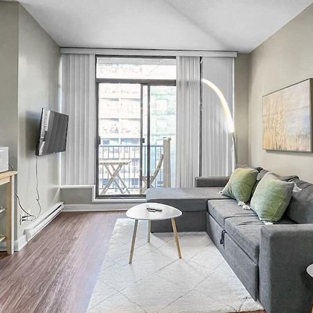 Top Floor Unit On Granville Strip Yaletown Area Vancouver Kültér fotó