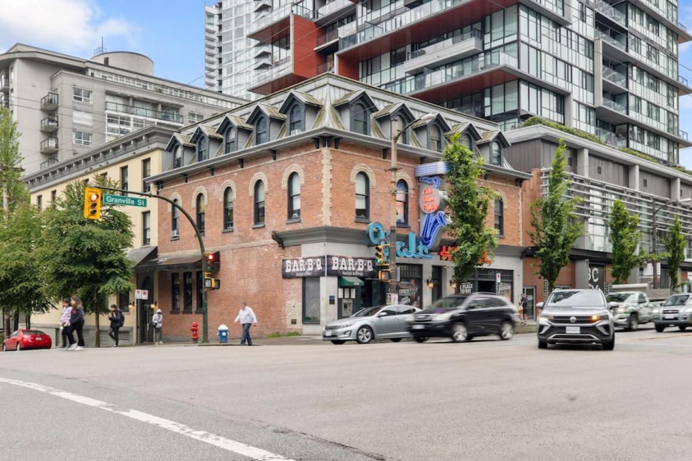 Top Floor Unit On Granville Strip Yaletown Area Vancouver Kültér fotó