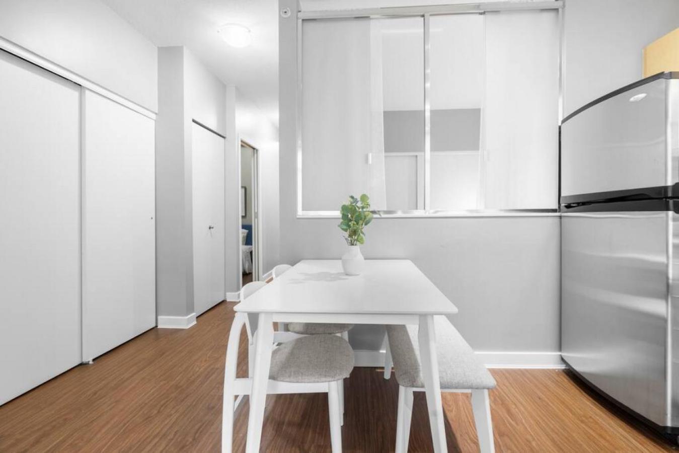 Top Floor Unit On Granville Strip Yaletown Area Vancouver Kültér fotó